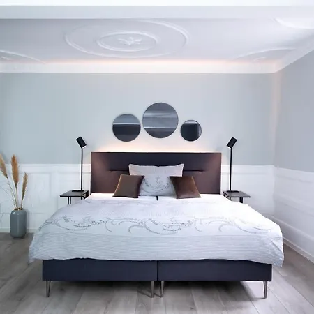 Drei Hoefe فريدريشدورف