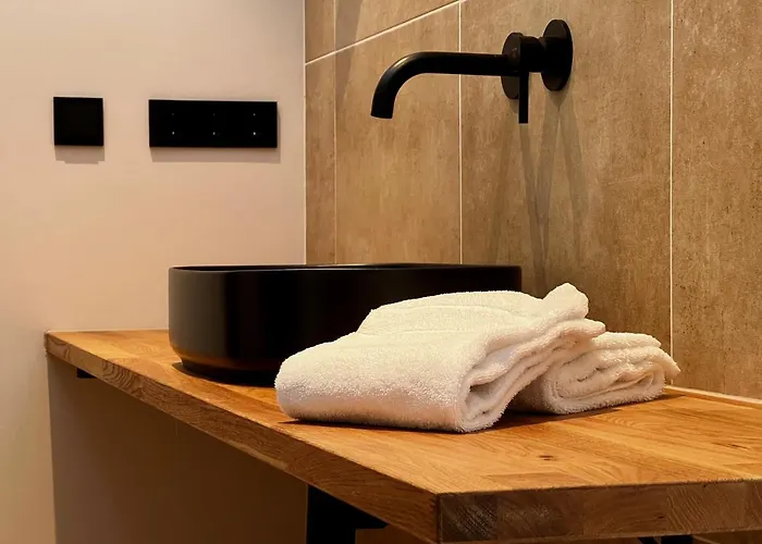 Drei Hoefe 腓特烈斯多夫